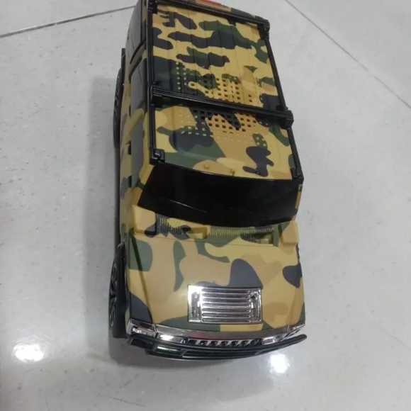 Camouflage Bluetooth Car Speaker - Picture 5 of 10